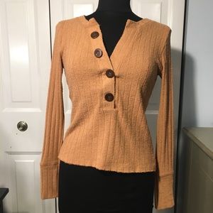 We the Free Sweater size Small